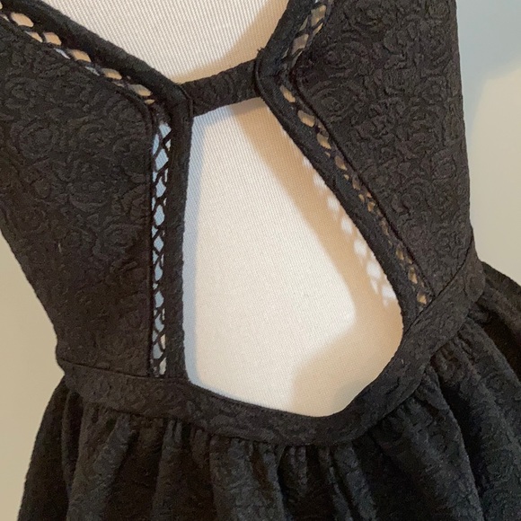 Free People Embroidered Top Vneck - Black - Small - Picture 7 of 15